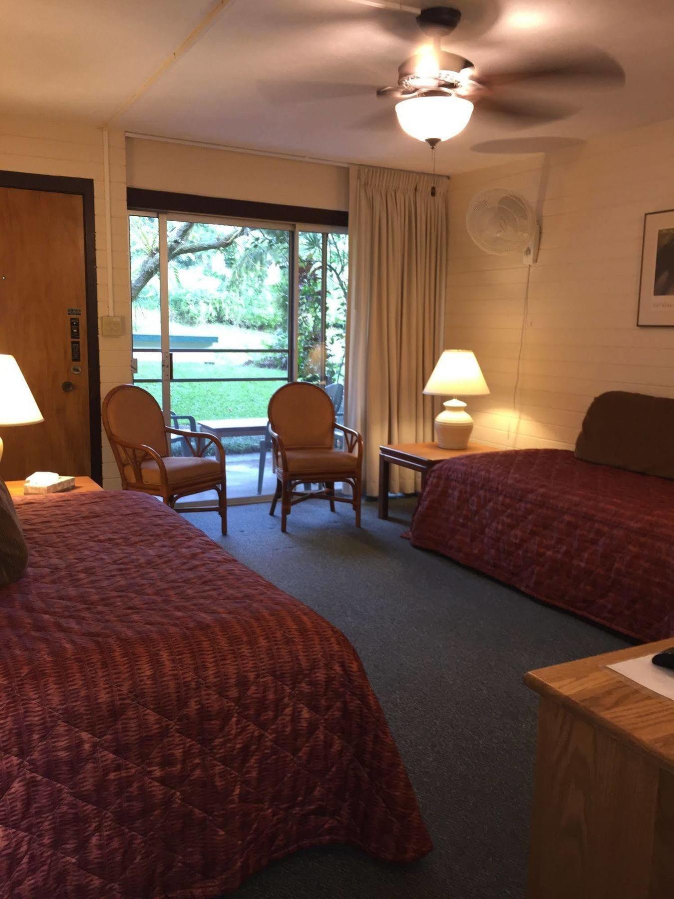 Dolphin Bay Hotel Hilo Zewnętrze zdjęcie