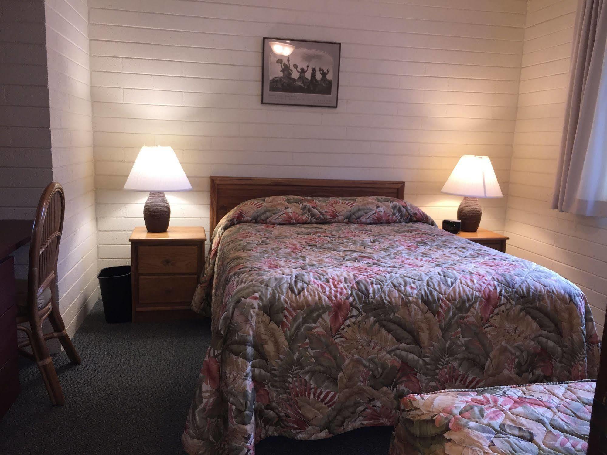 Dolphin Bay Hotel Hilo Zewnętrze zdjęcie